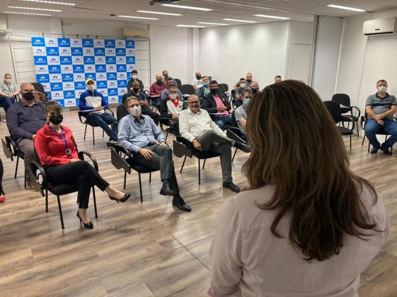 Escola Profissional de Içara inicia curso de soldador