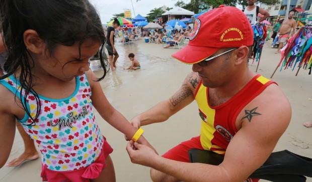 Mais de 5 mil crianças já se perderam nas praias de SC