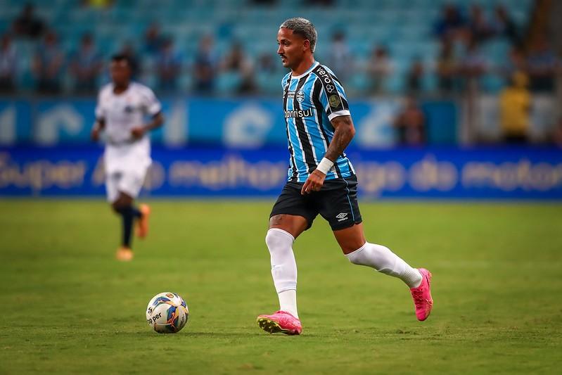 Depois fechar com Patrick de Paula, Criciúma deve confirmar contratação de Jhonata Robert