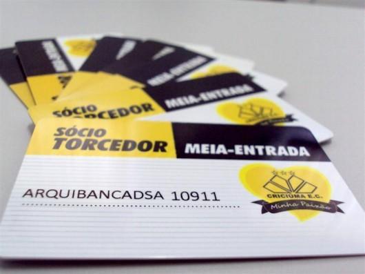 Sócios estudantes começam a ser recadastrados