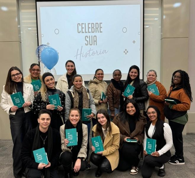 La moda celebra tempo de empresa dos colaboradores