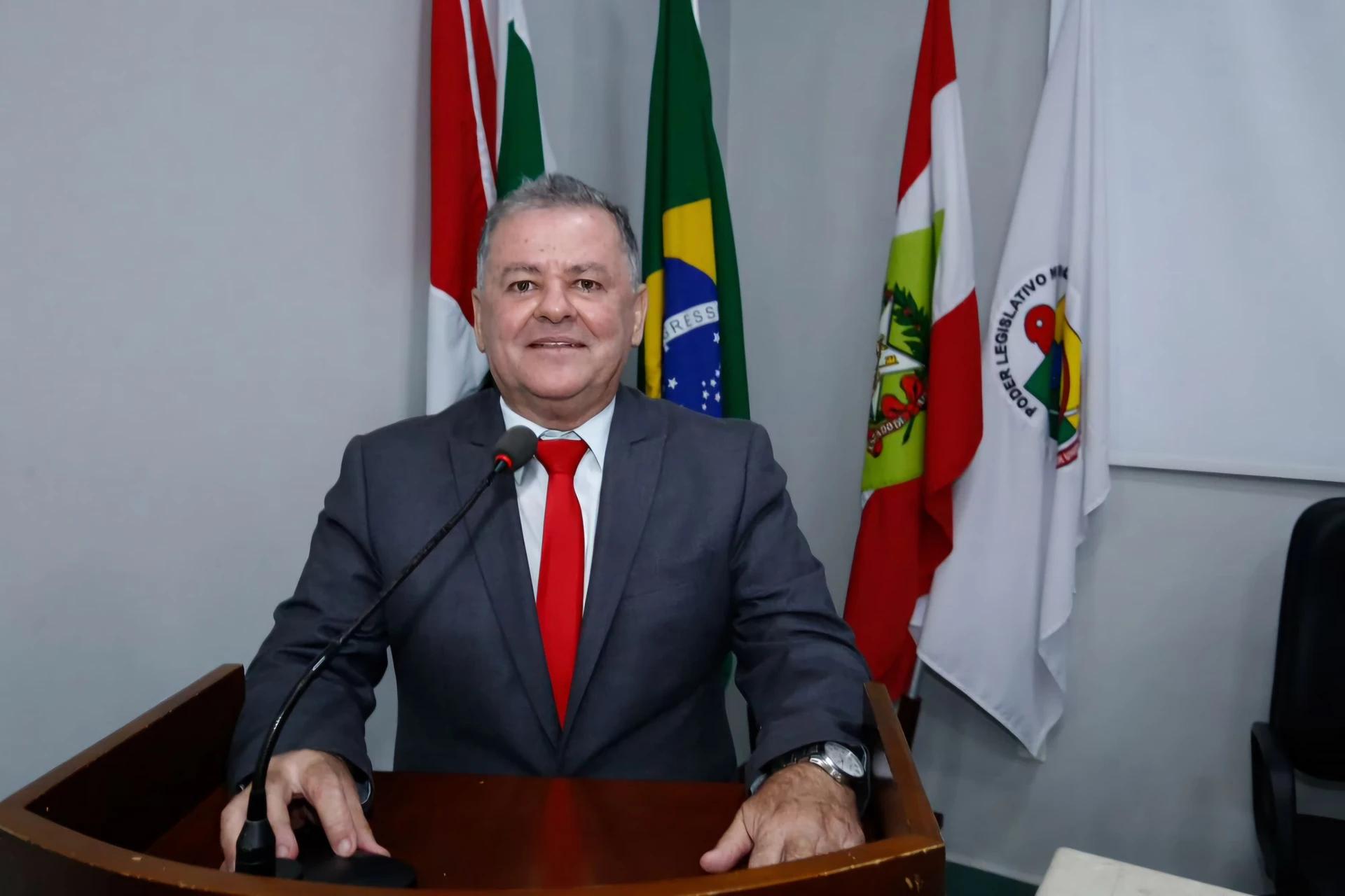 Vereador propõe instalação de ar-condicionado em todas as escolas e CEIs de Forquilhinha