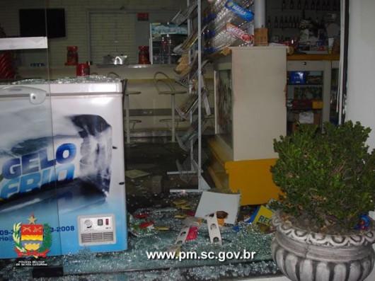Em Braço do Norte, dupla é presa poucos minutos após praticar assalto