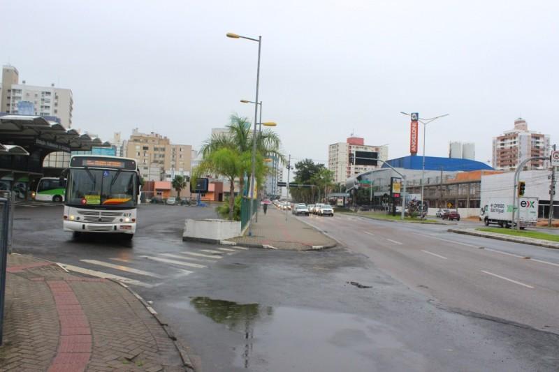 Salvaro afirma que Estação Rodoviária continua no mesmo local e comemora desenvolvimento do Centro 