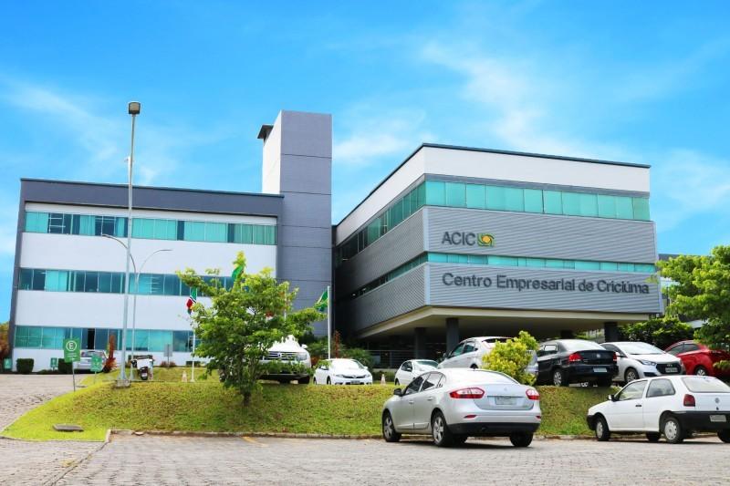 Pandemia exige nova postura de líderes e de organizações