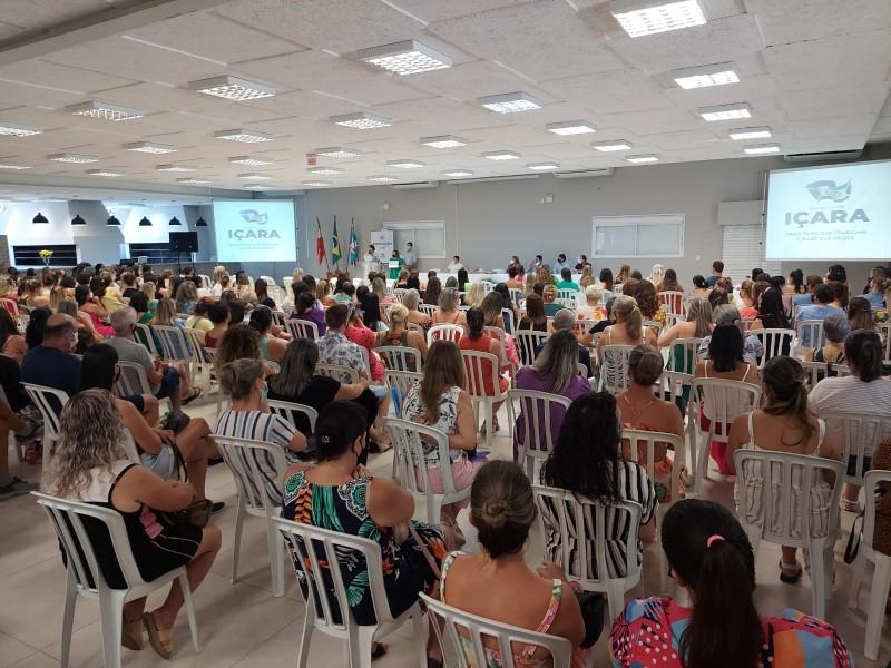 Governo de Içara recepciona professores para início do ano letivo 