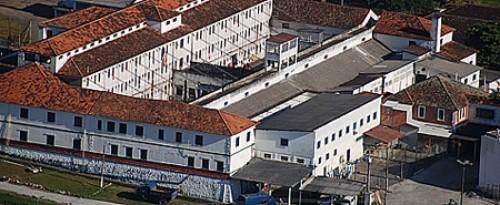 Com golpes de chave de fenda, detento de Criciúma mata outro em penitenciária