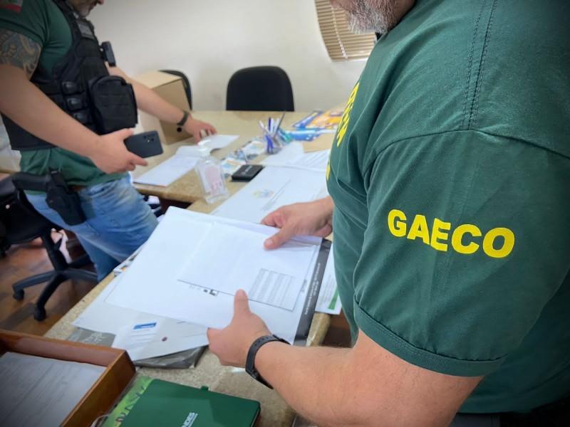 Com prefeito e vice presos, presidente da Câmara de Vereadores deve assumir Prefeitura de Tubarão