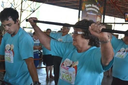 Grupo de idosos participa do projeto Street Dance no Terminal Central