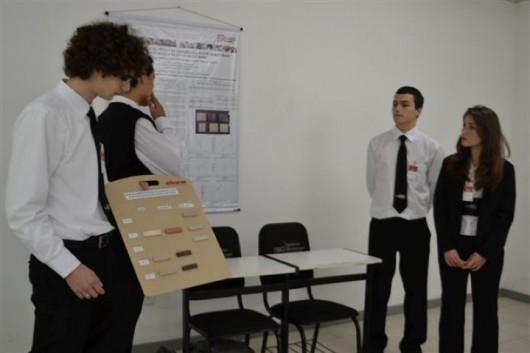 Alunos pretendem utilizar resíduos na fabricação de porcelanato