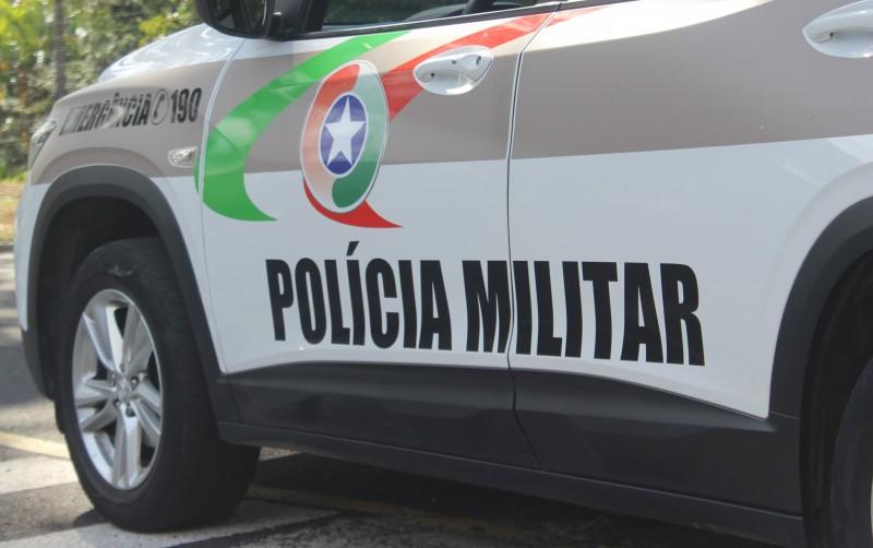 PM apreende cocaína, crack, maconha e mais de R$ 3 mil em Pedras Grandes