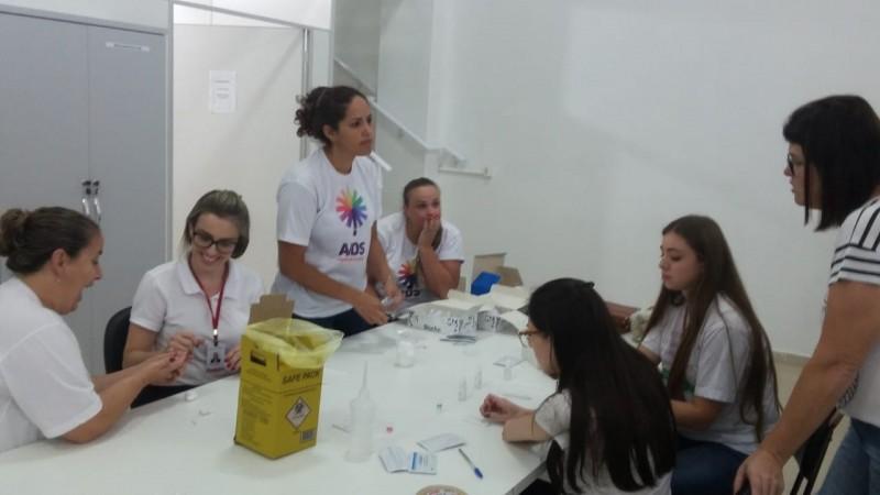 Profissionais da Farmácia Municipal de Içara recebem capacitação