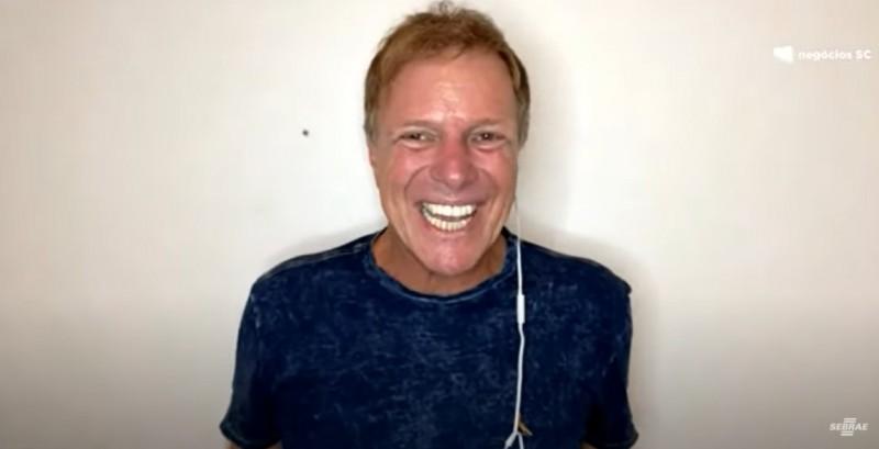 Palestra on-line com Ciro Bottini traz dicas para as vendas de fim de ano e supera expectativas