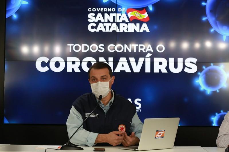 'Isso não quer dizer que haja uma falta de planejamento', diz Carlos Moisés sobre flexibilizações