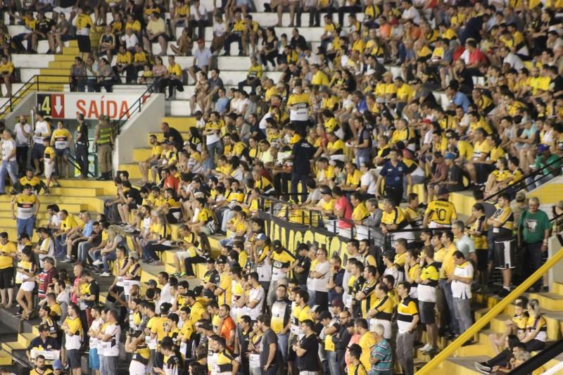 Noite de recorde de público nesta Série B no Majestoso