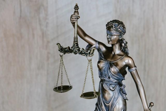 MPSC apresenta denúncia contra homem que estuprava filhas menores de idade e armazenava pornografia