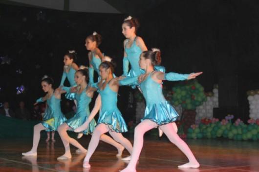 Cocal do Sul realiza festival de dança para comemorar emancipação