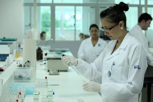  Laboratório Búrigo passa por auditoria para avaliar a ISO 9001