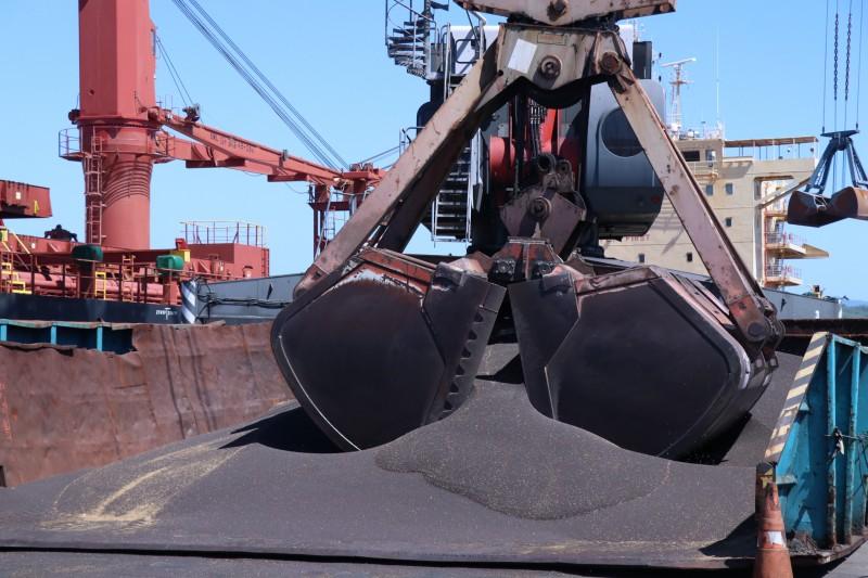 Embarque no Porto de Imbituba abre exportação brasileira de canola