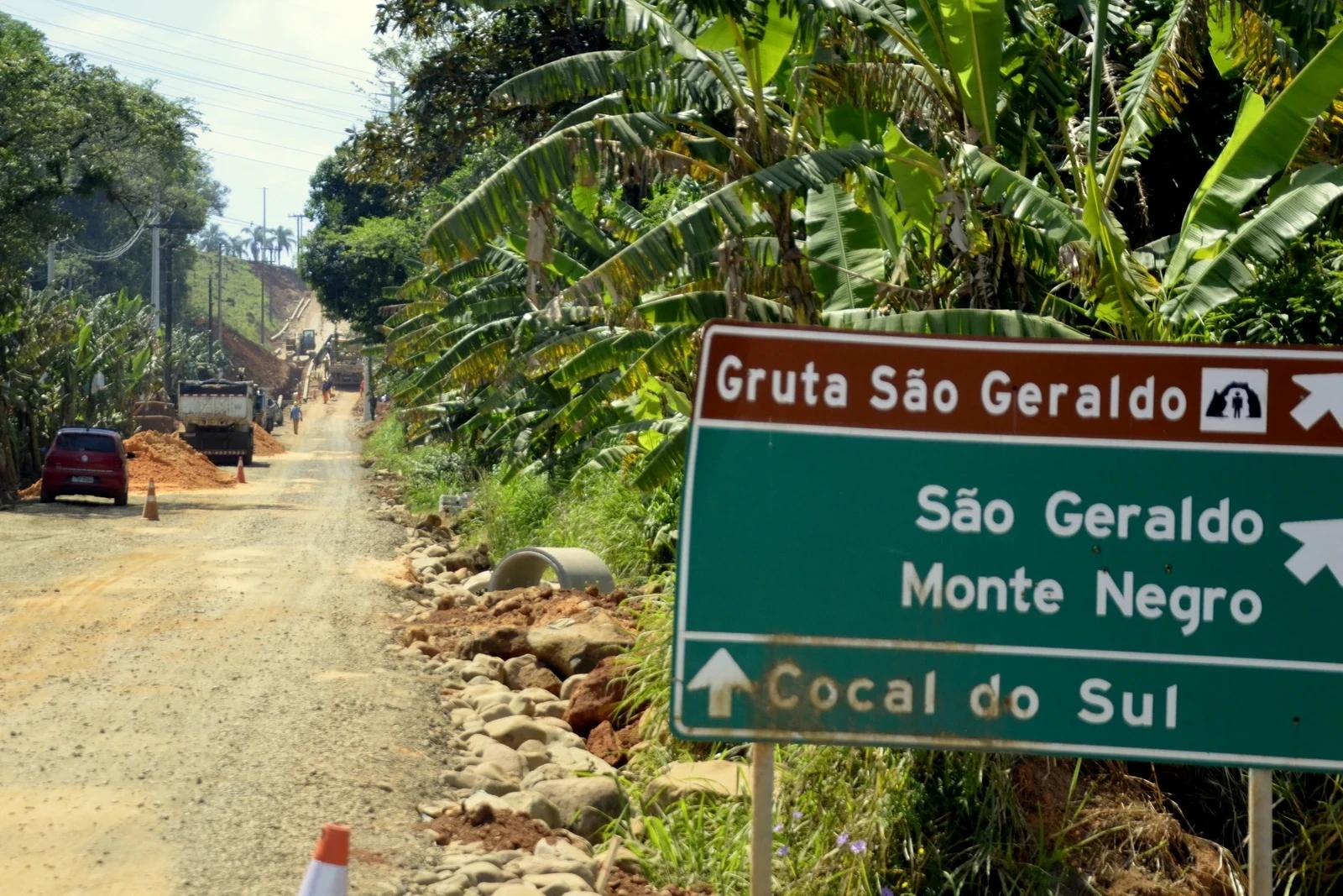 Obras de tubulação de gás alteram trânsito em Siderópolis