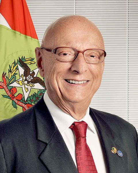 Senador Esperidião Amin testa positivo para Covid-19 