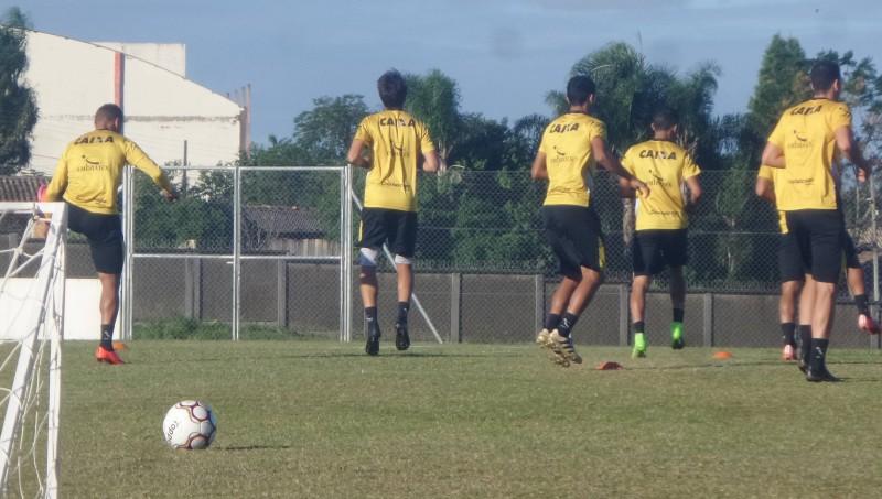 Com Jocinei na lista, Tigre encara primeira viagem na Série B