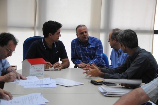Empresas adotam mais seis praças em Criciúma