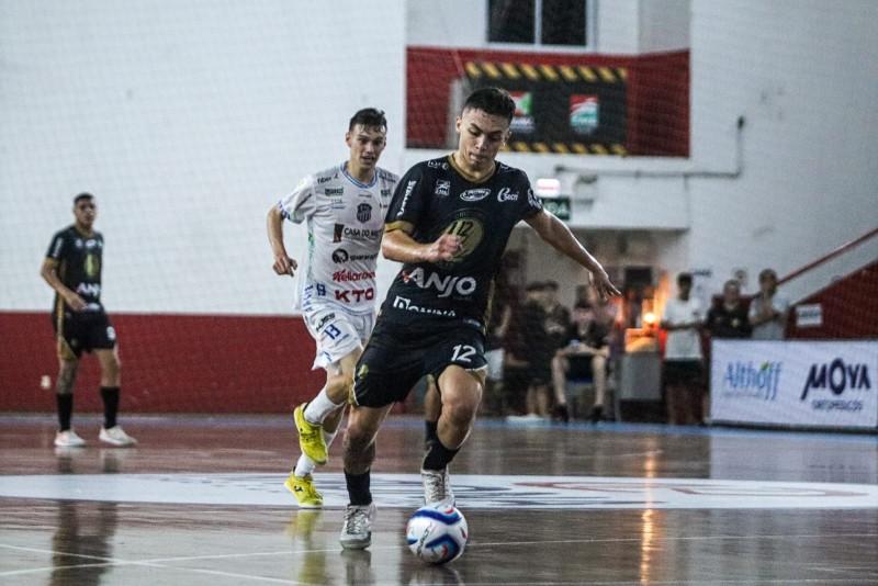 Em noite histórica, Criciúma Futsal vence o São Lourenço