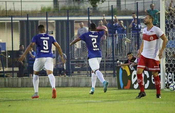 Tubarão vence América-RN e avança na Copa do Brasil