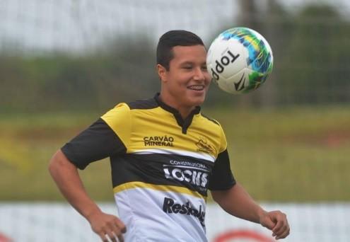 Tigre trata sobre Marlon com o Fluminense