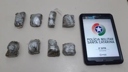 Traficante é preso com maconha em posto de combustível no bairro Quarta Linha