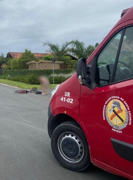 Motociclista colide contra ciclista e foge sem prestar socorro em Jaguaruna 