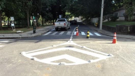 ASTC sinaliza ruas no entorno da praça do Congresso