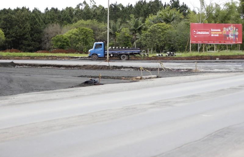 Prefeitura de Criciúma retoma obras da rótula da Avenida Universitária