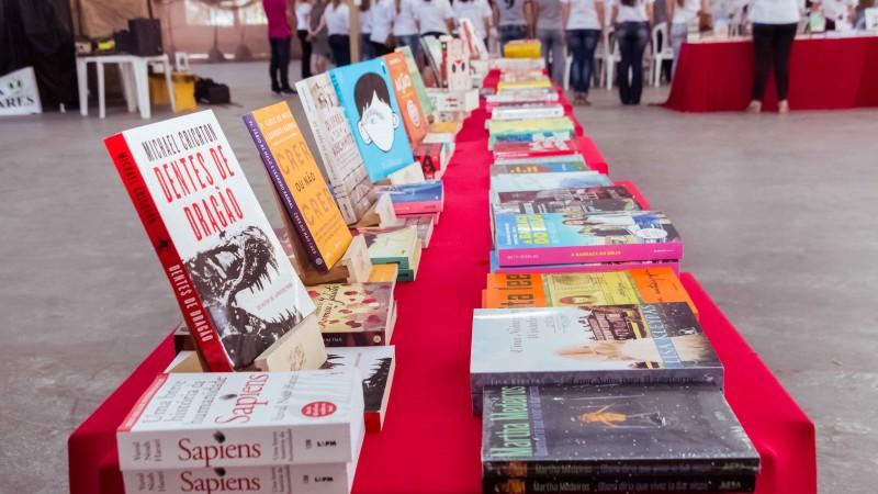 Feira do Livro de Lauro Müller terá vendas abertas até às 21 horas