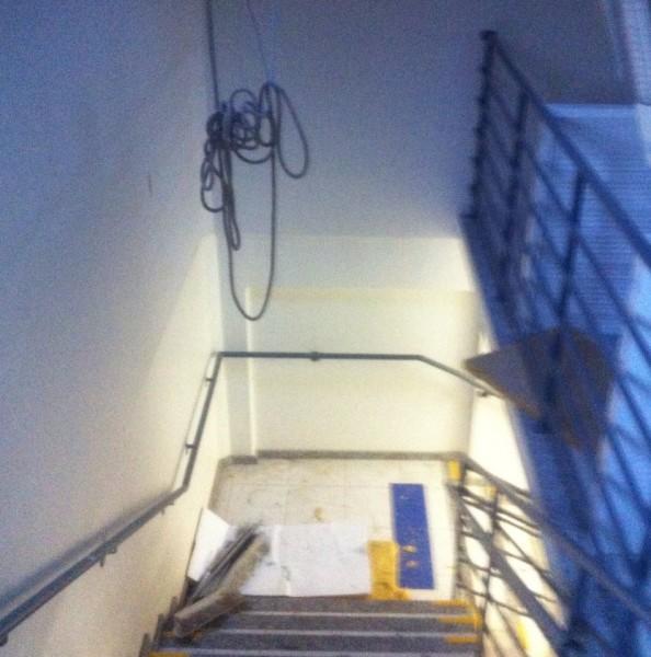 Trabalhador é socorrido após cair de quatro metros de altura