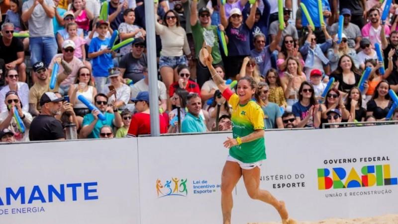 Duplas do Brasil faturam Mundial de Futevôlei