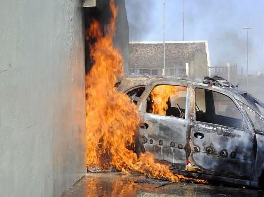 Jovem confessa autoria de incêndio em carro do Deap