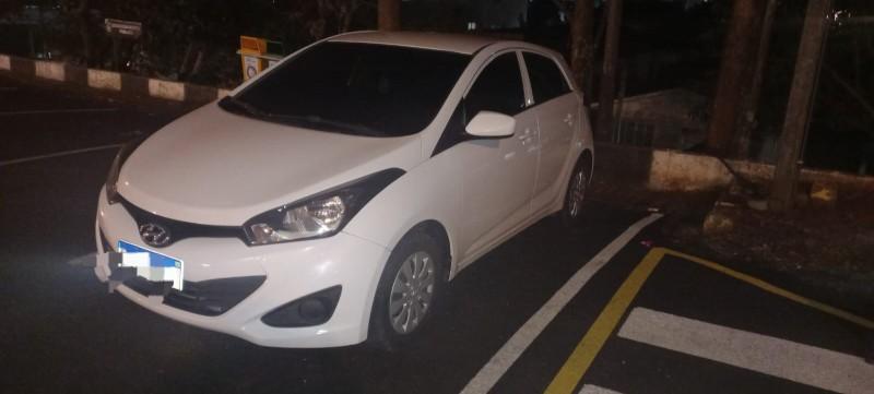 Com passagens pela polícia, motorista é preso com veículo furtado em Criciúma