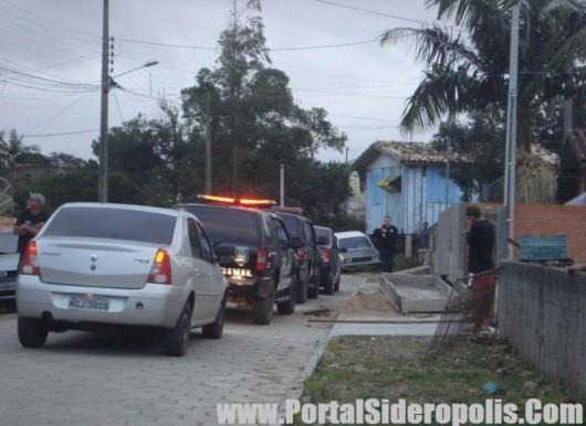 Em Siderópolis, operação policial prende quatro e apreende adolescente de 13 anos