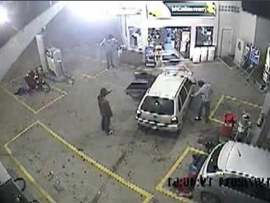 Presos assaltantes de posto (Vídeo)