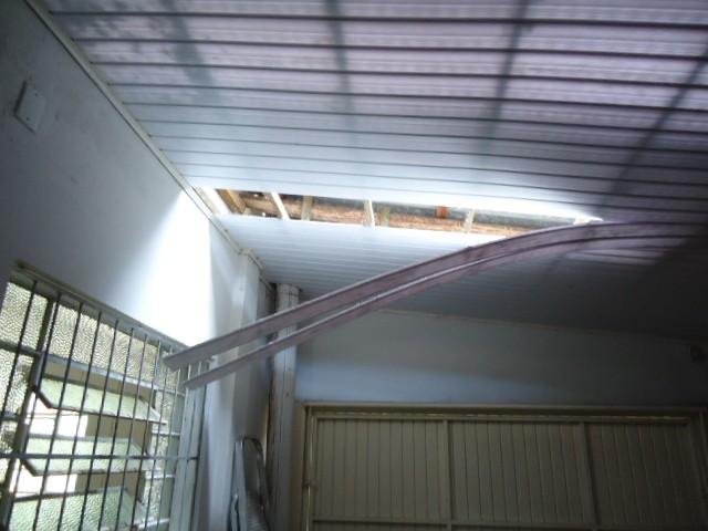 Jovem arromba igreja e furta R$ 204