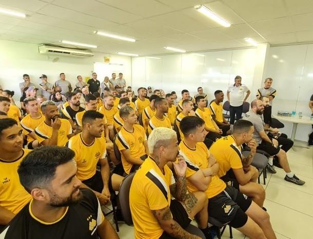 Criciúma: Rômulo deve chegar quinta, negociação de Ítalo Melo e outras do dia  
