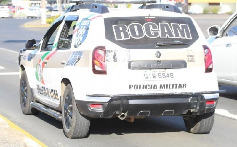 Homem é preso após perseguir a ex-companheira