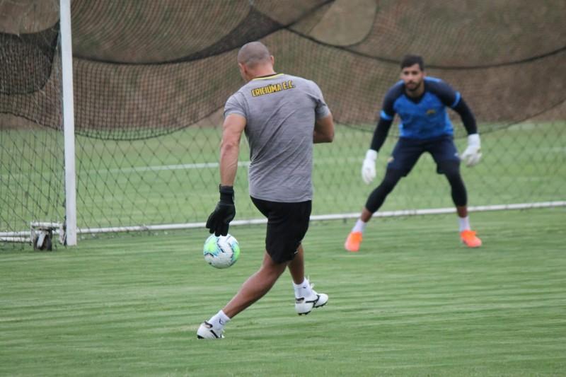 Ao vivo: Tigre ainda não chegou em Cariacica