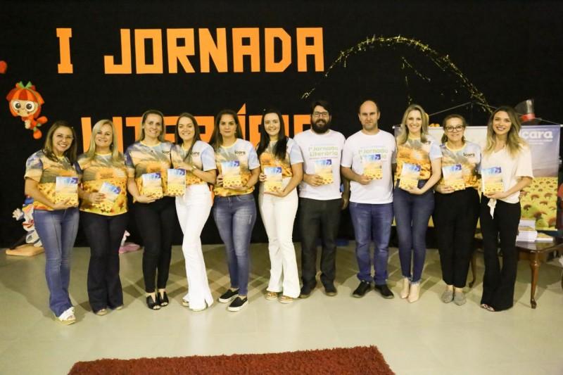 Premiações e lançamento de livro marcam segundo dia da Jornada Literária