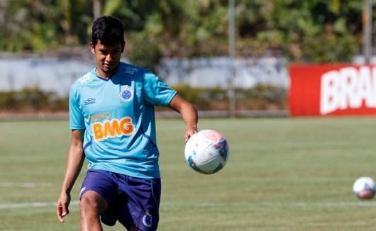  Retorno em grande estilo: Lucca estreia marcando gol