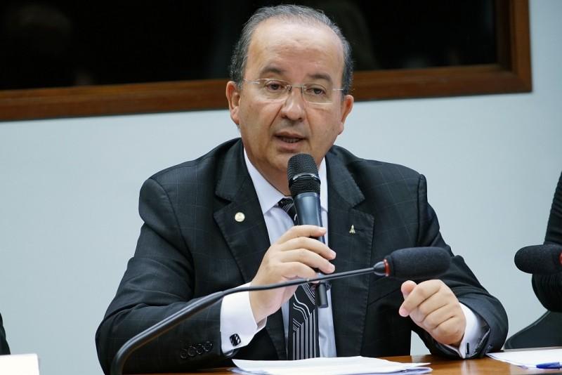 Congresso deve derrubar veto e reincluir pequenos negócios no Simples Nacional