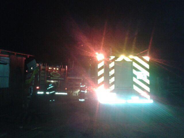 Incêndio em silo mobiliza bombeiros na madrugada