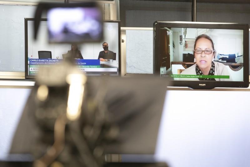 Projeção aponta aumento de casos do coronavírus; ocupação hospitalar preocupa